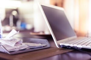 Factura electrónica obligatoria en 2025- Asesoría para Autónomos en Madrid - Taxa Asesores