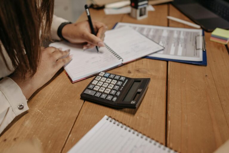Cómo preparar la declaración del IRPF 2025- Asesoría para Autónomos en Madrid - Taxa Asesores